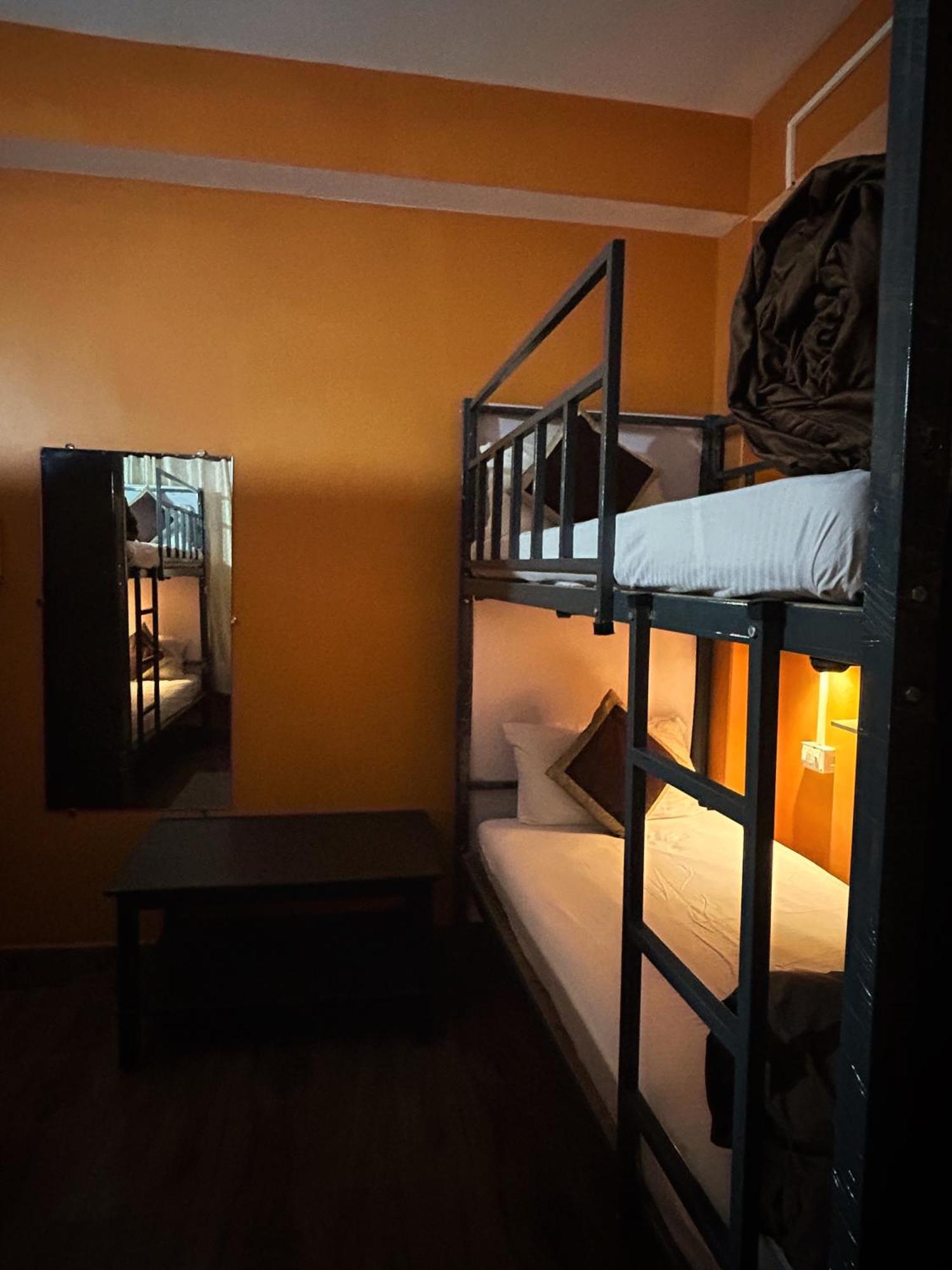 House Of Nomad Hostel Гангток Екстериор снимка